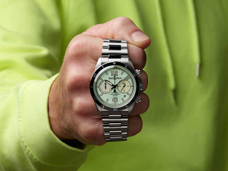 قراءة الساعة ليلا بات أمرا سهلا للغاية مع ساعة Bell & Ross الجديدة